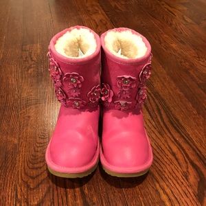 Ugg girls winter boots